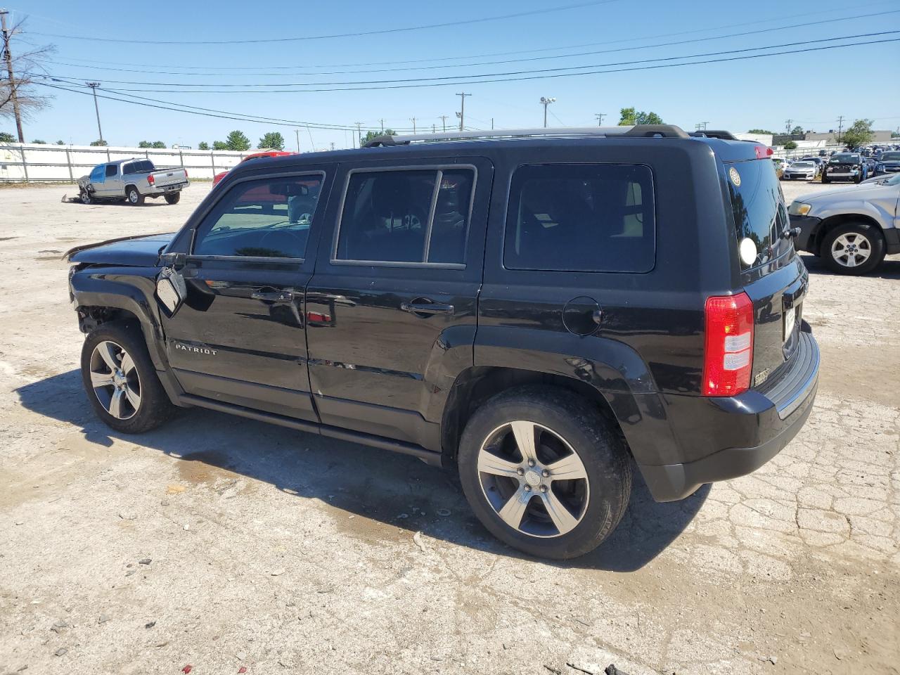 2016 Jeep Patriot Latitude vin: 1C4NJPFA9GD570125