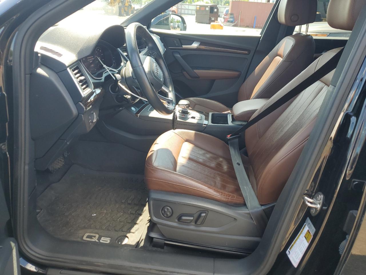 WA1BNAFY9J2215423 2018 Audi Q5 Premium Plus