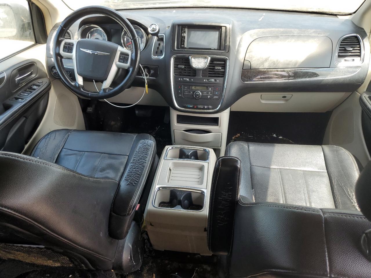 2014 Chrysler Town & Country Touring vin: 2C4RC1BG5ER294989