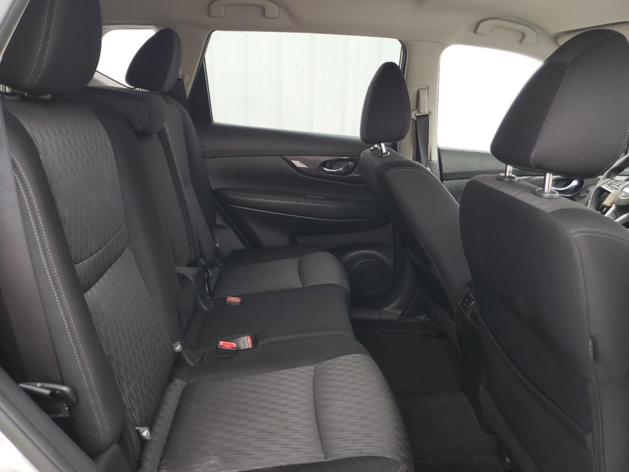 JN8AT2MV3KW374443 2019 Nissan Rogue S