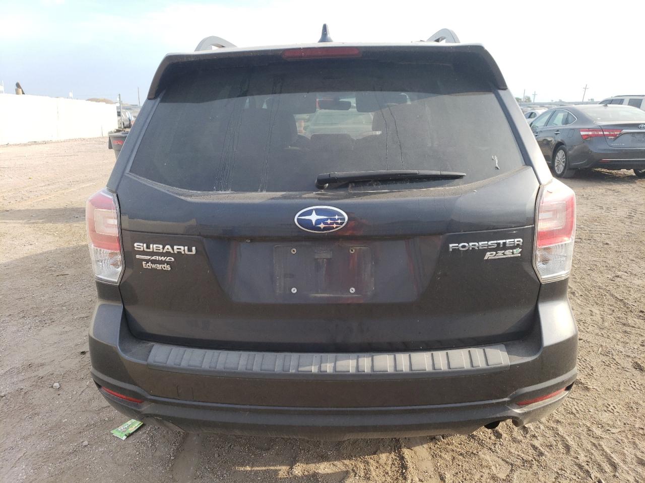 JF2SJAEC7HH449561 2017 Subaru Forester 2.5I Premium