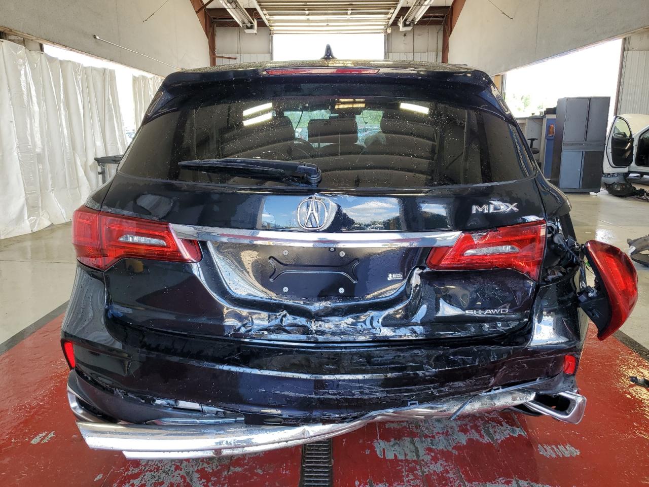 5J8YD4H30JL001096 2018 Acura Mdx