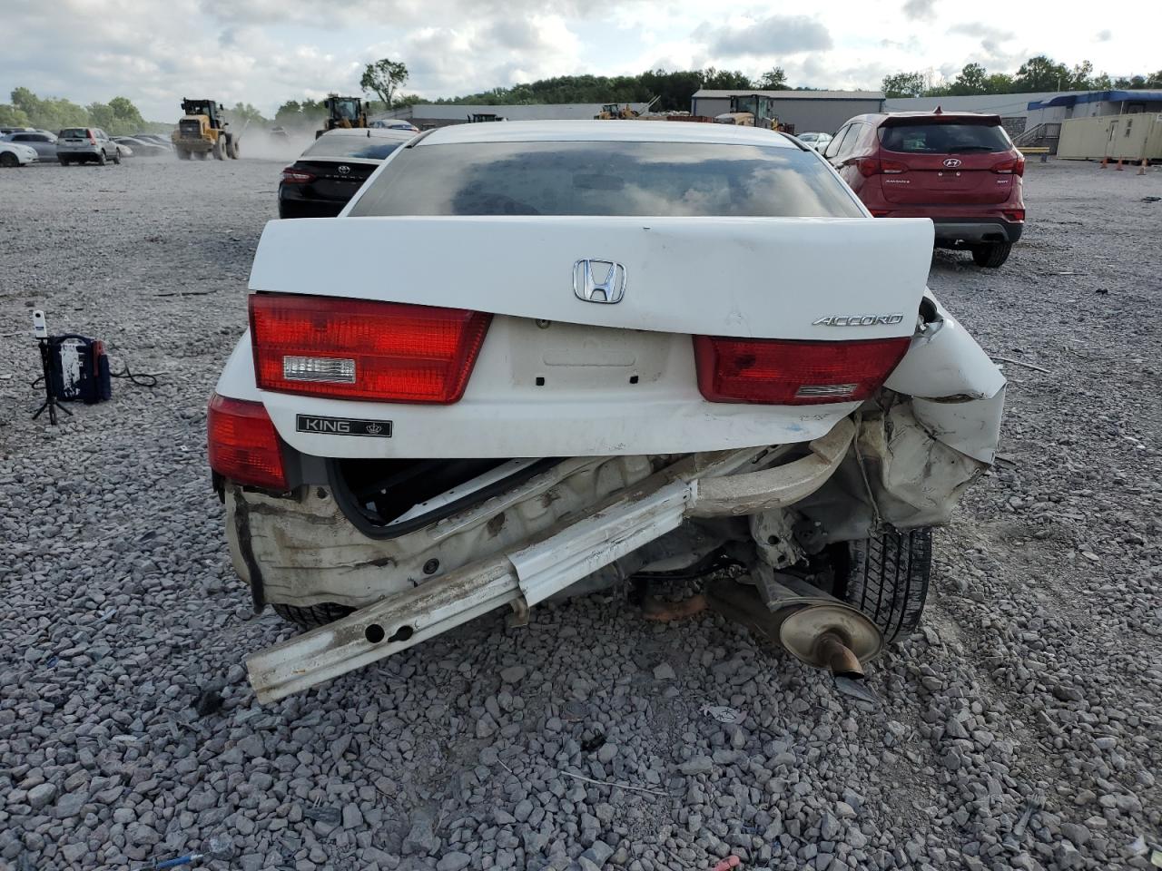 1HGCM56405A171164 2005 Honda Accord Lx