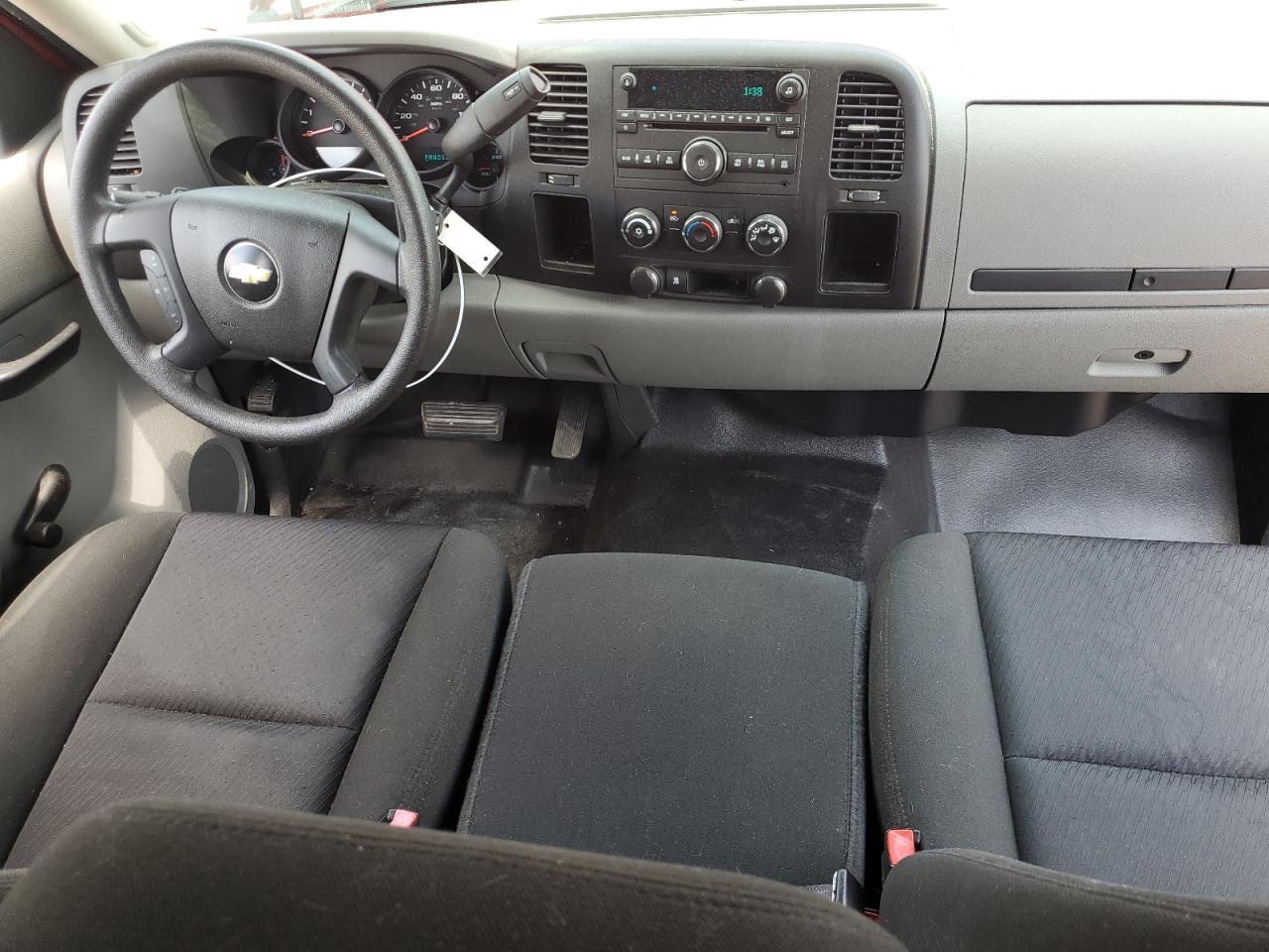 1GCRCPEX8BZ155875 2011 Chevrolet Silverado C1500