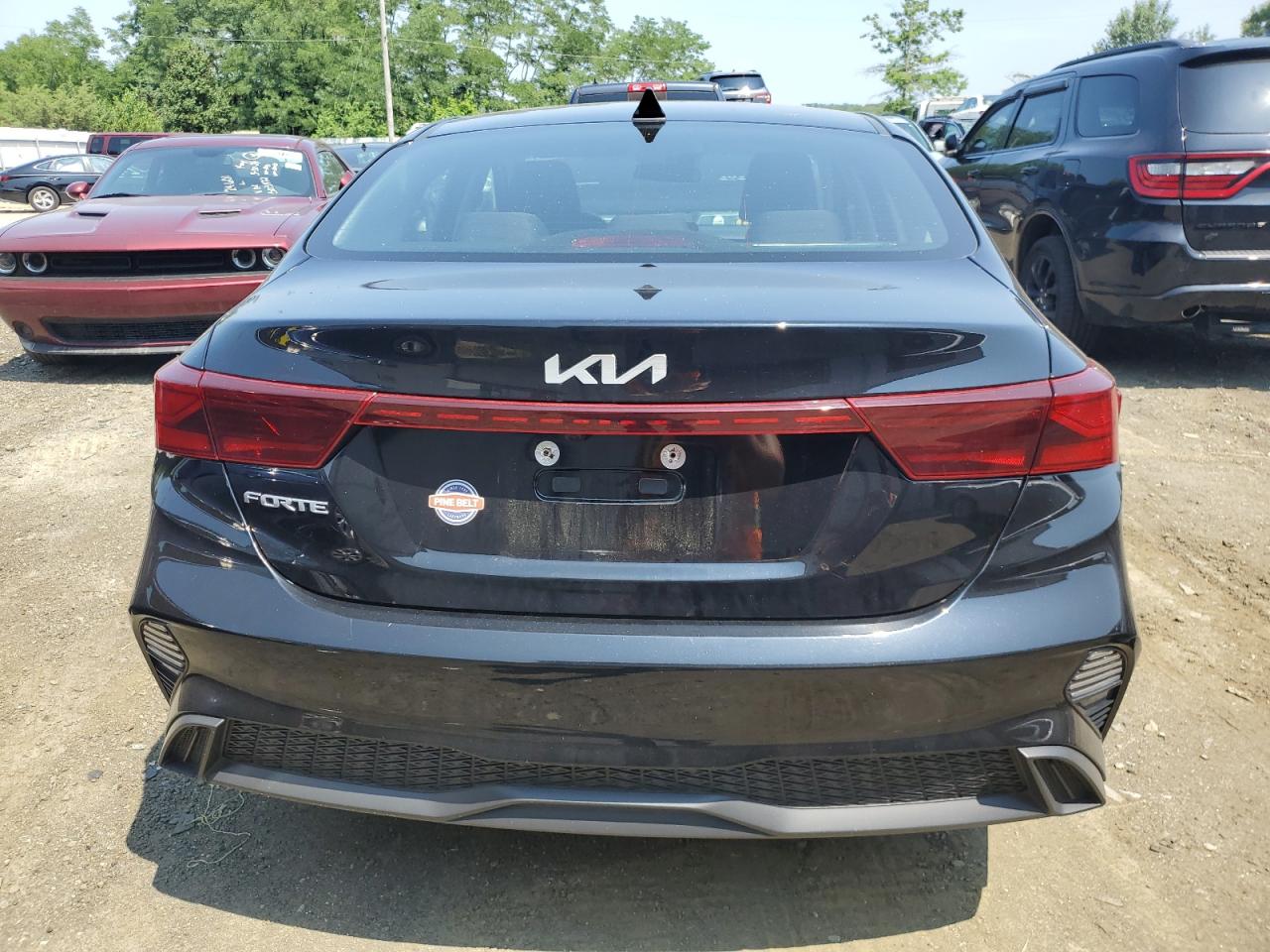 3KPF24AD9NE438964 2022 Kia Forte Fe