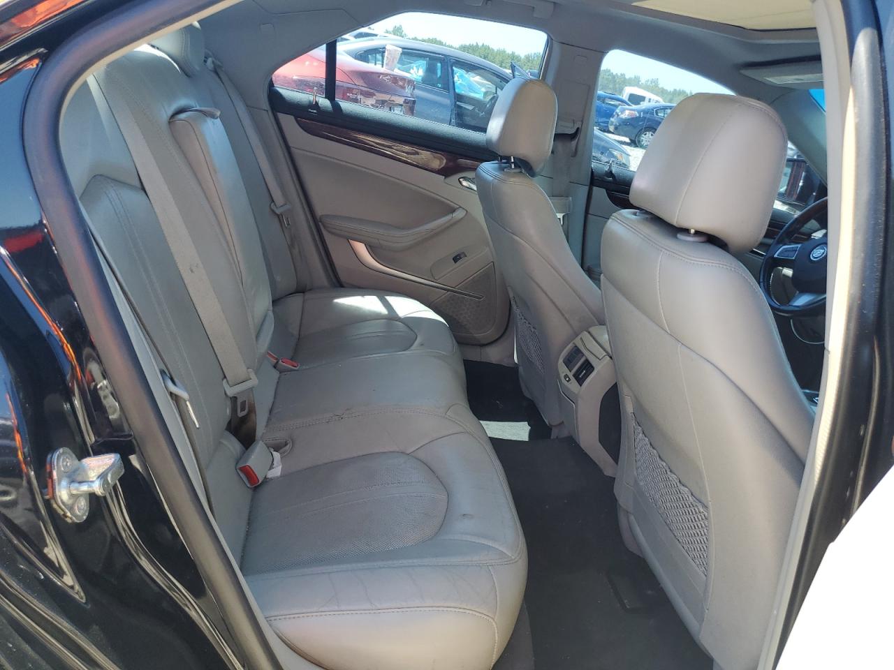 1G6DF5EY4B0122877 2011 Cadillac Cts Luxury Collection