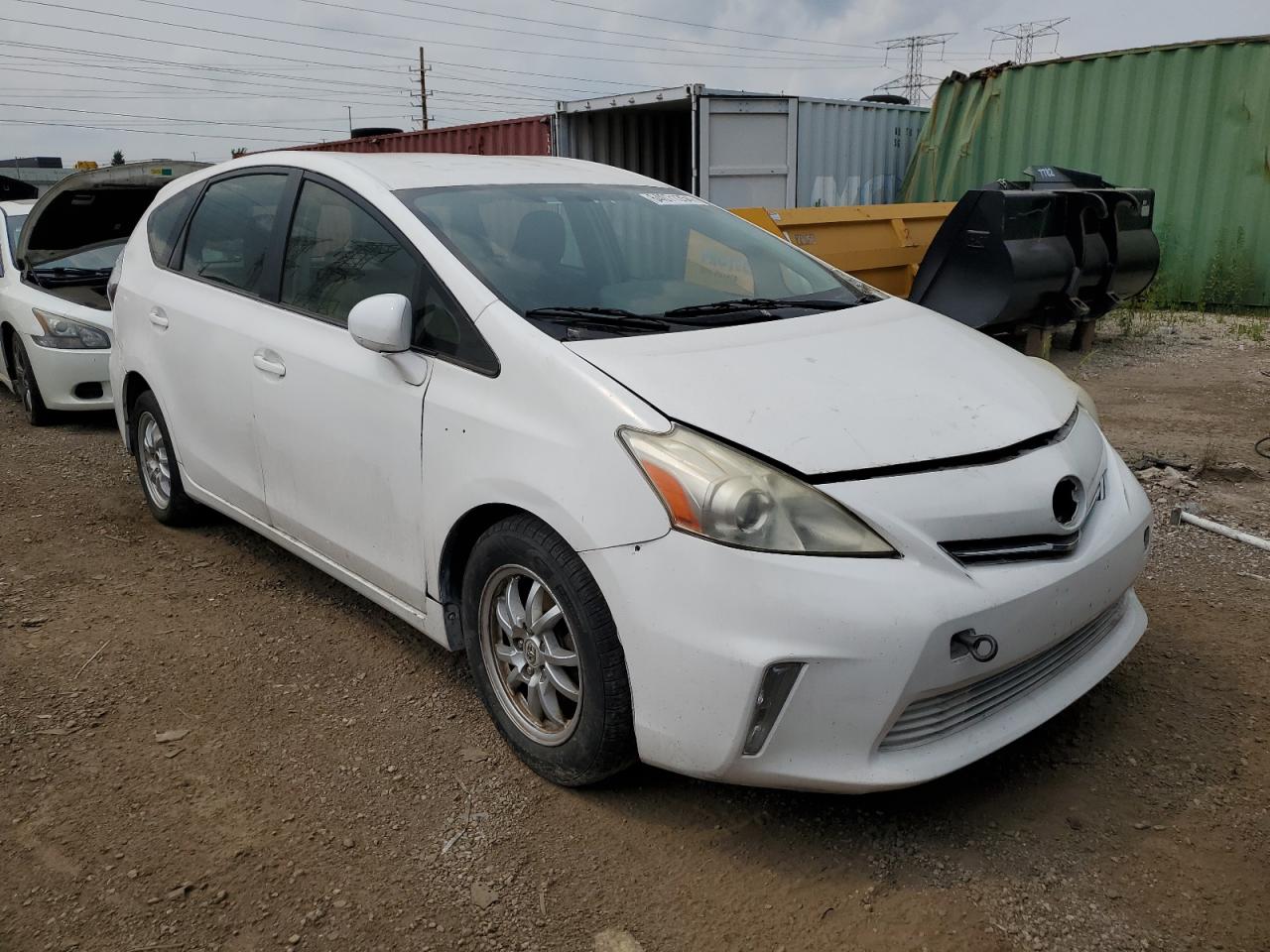 Lot #2699007943 2014 TOYOTA PRIUS V