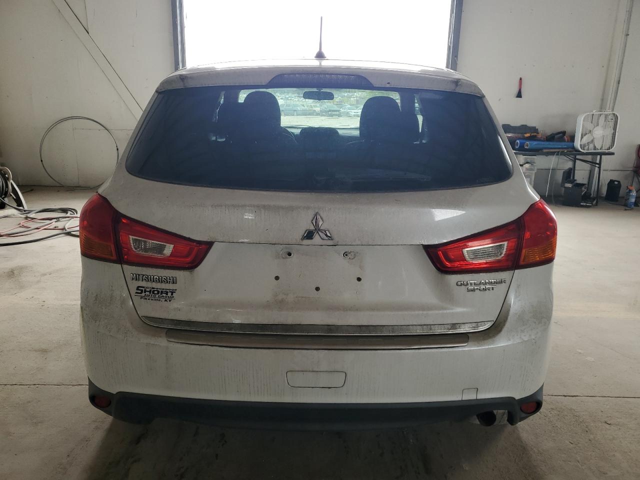 2014 Mitsubishi Outlander Sport Es vin: 4A4AR3AU5EE001189