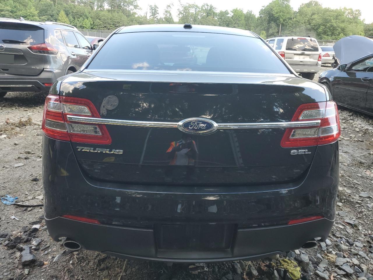1FAHP2E85DG142274 2013 Ford Taurus Sel