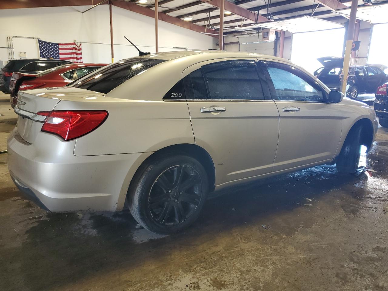 2013 Chrysler 200 Lx vin: 1C3CCBAB7DN698166