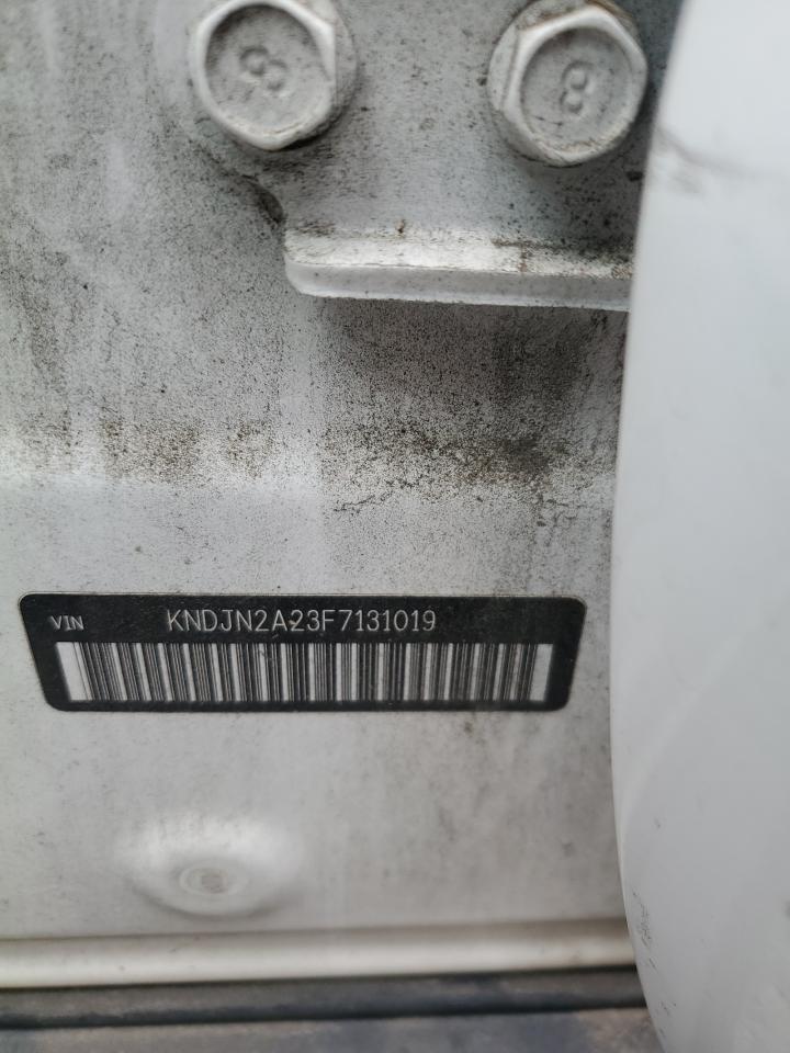 KNDJN2A23F7131019 2015 Kia Soul