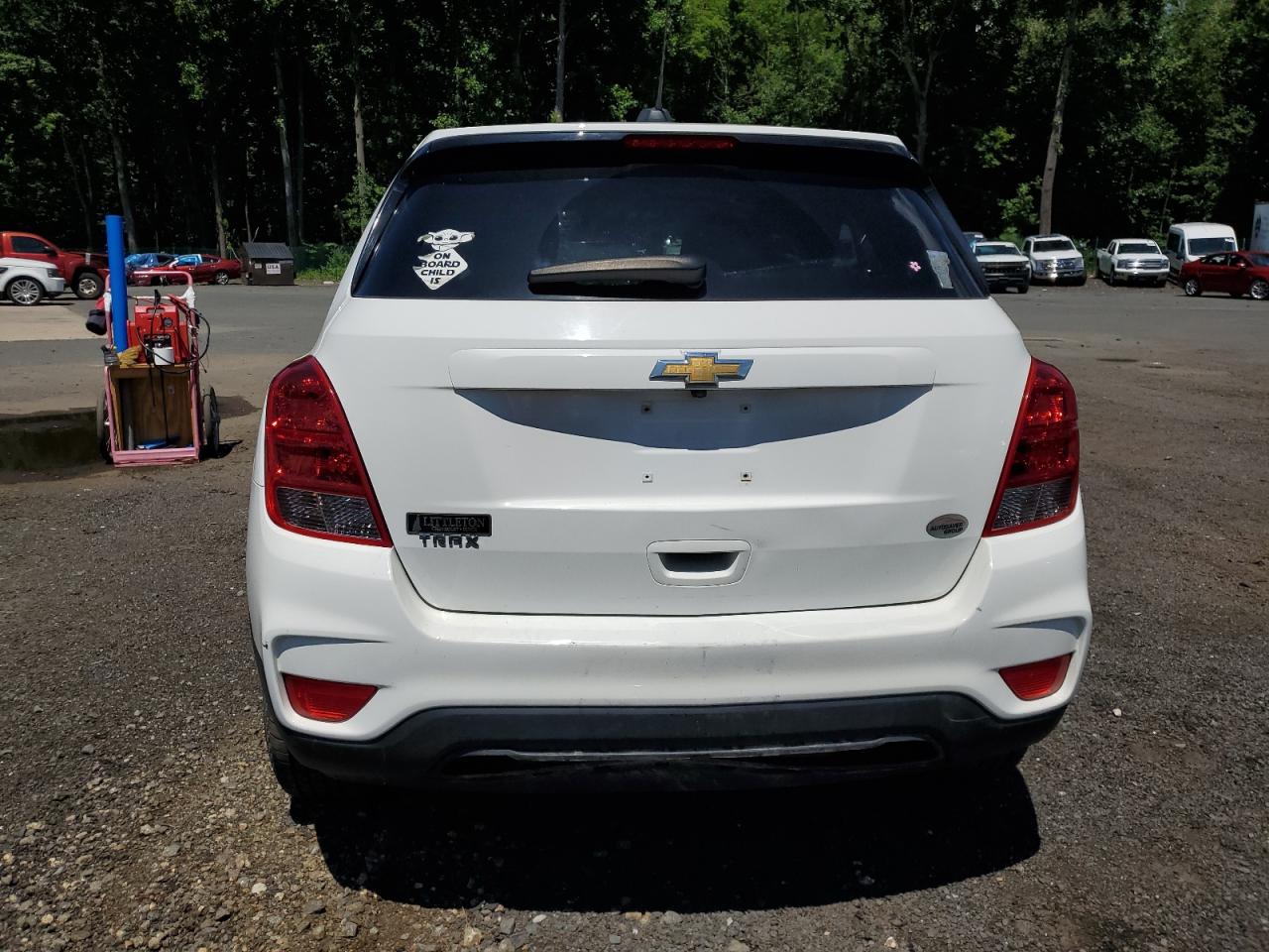 2021 Chevrolet Trax Ls vin: KL7CJKSB4MB301141