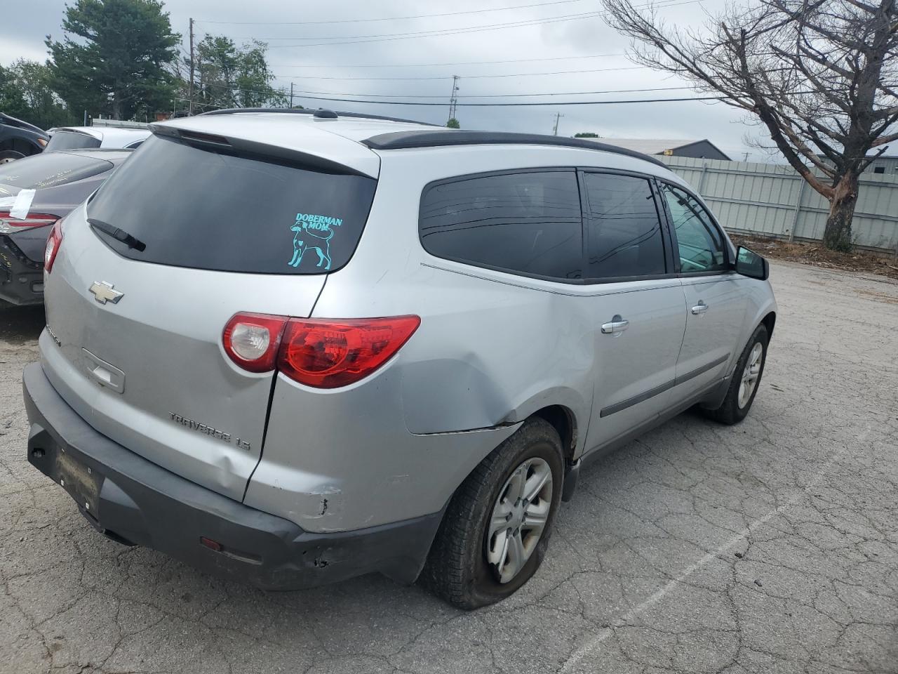 Lot #2730984804 2009 CHEVROLET TRAVERSE L