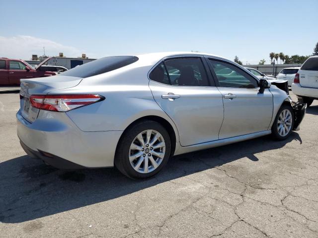 VIN 4T1B11HKXJU510637 2018 Toyota Camry, L no.3