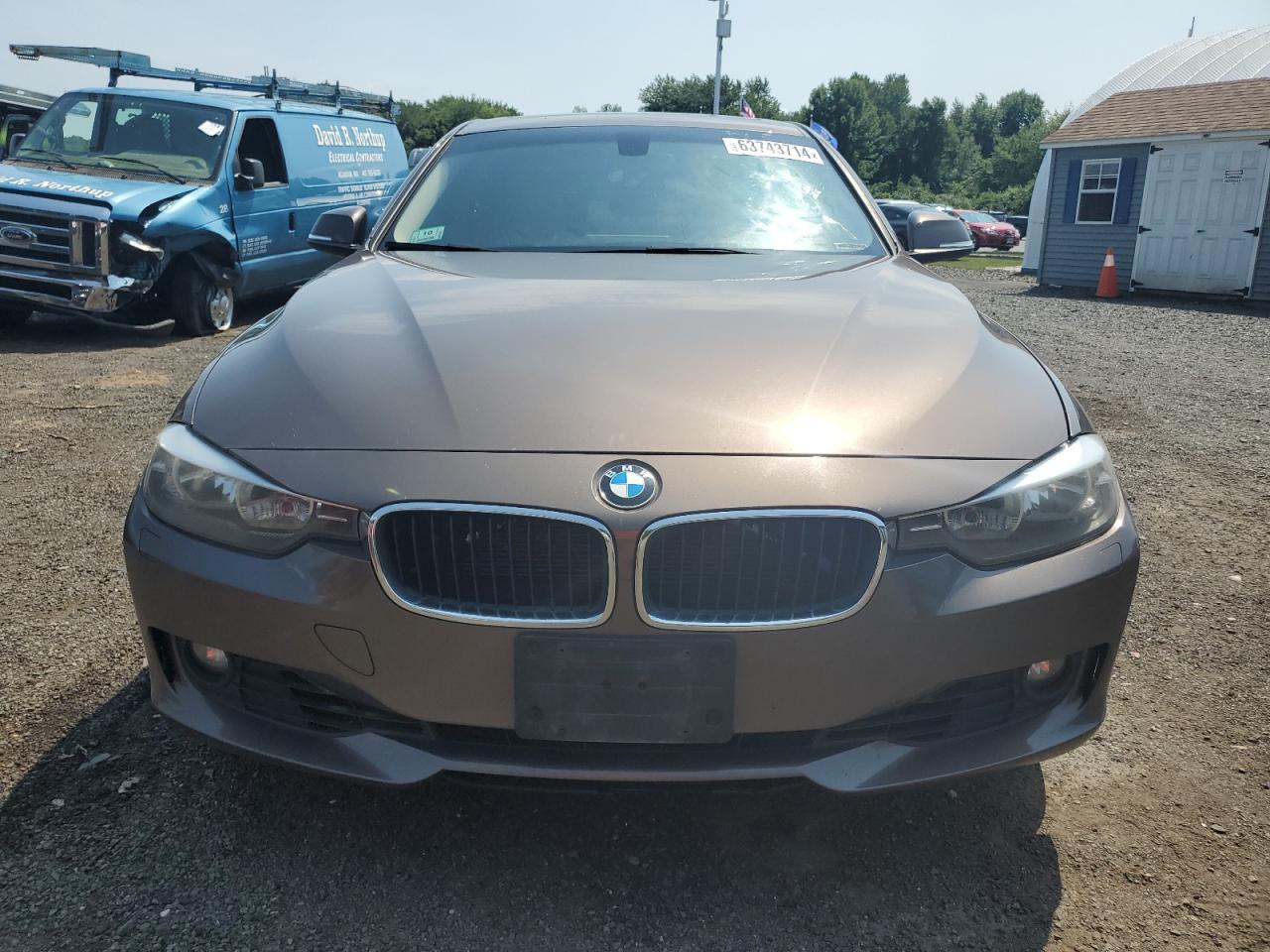 2013 BMW 328 Xi Sulev vin: WBA3B5C51DF595016