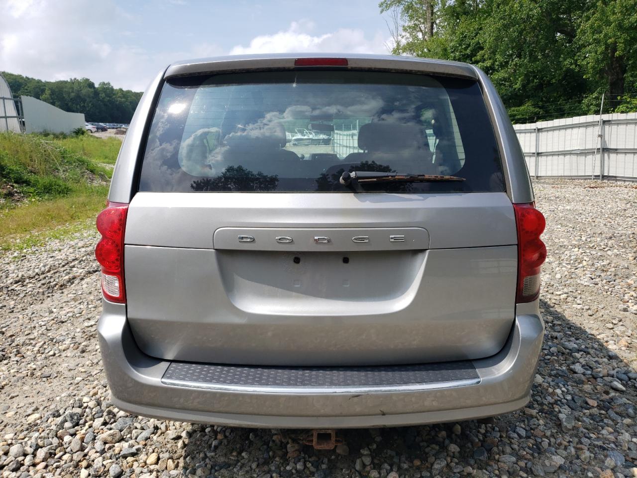 2C4RDGBG2DR747013 2013 Dodge Grand Caravan Se