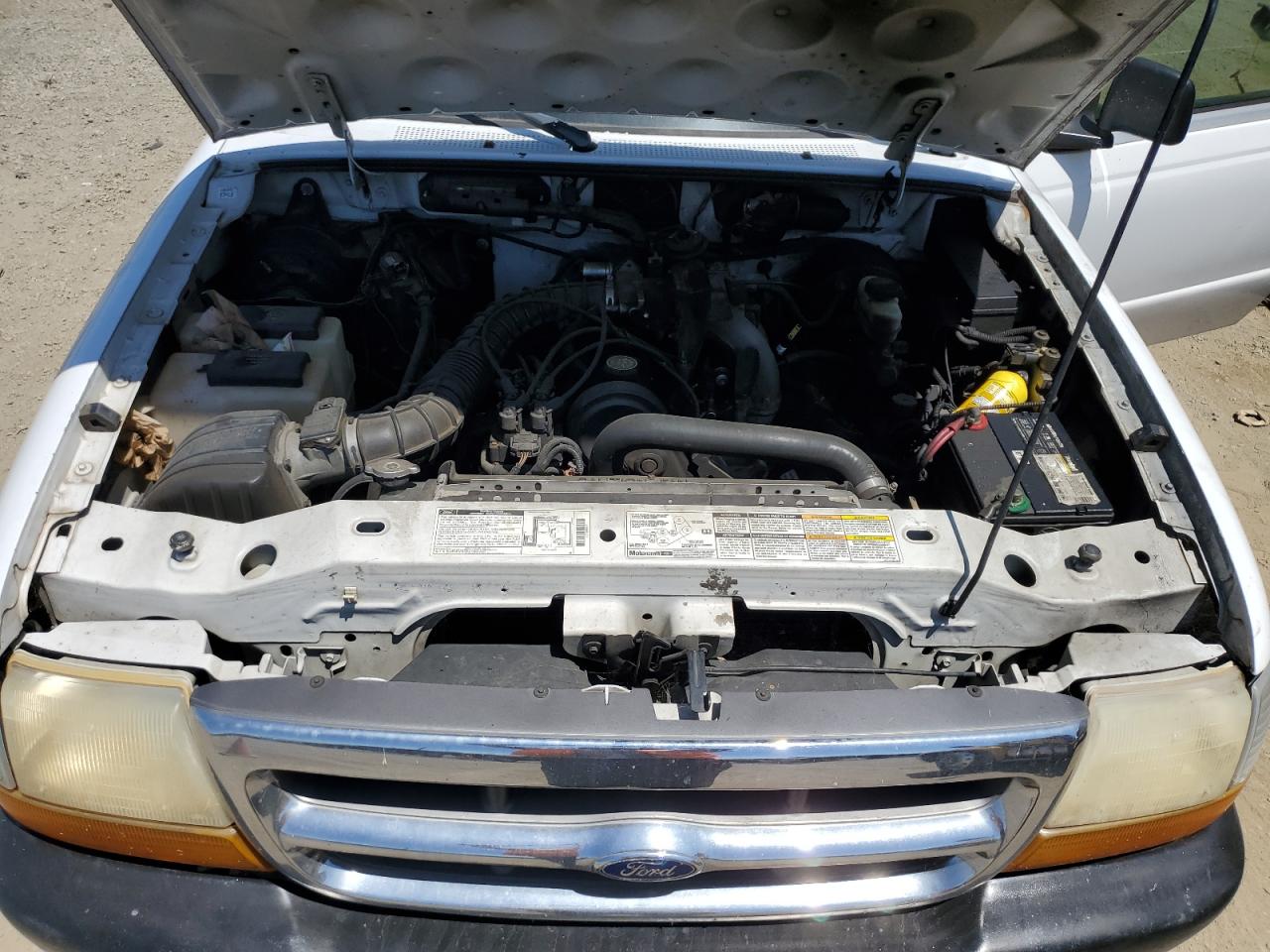 1FTYR10C0YTB44084 2000 Ford Ranger