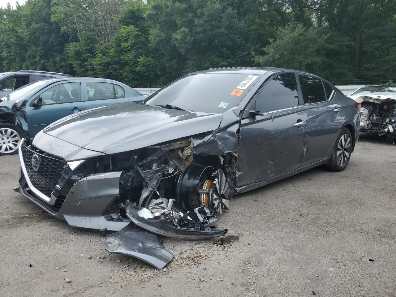  Salvage Nissan Altima