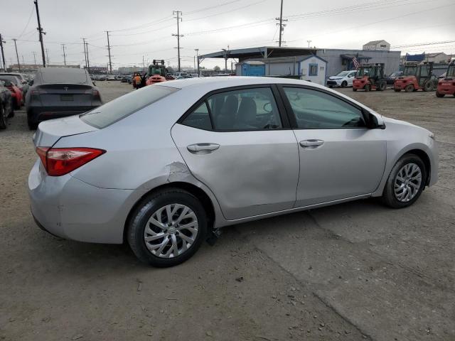 2018 Toyota Corolla L VIN: 5YFBURHE1JP829085 Lot: 61756784