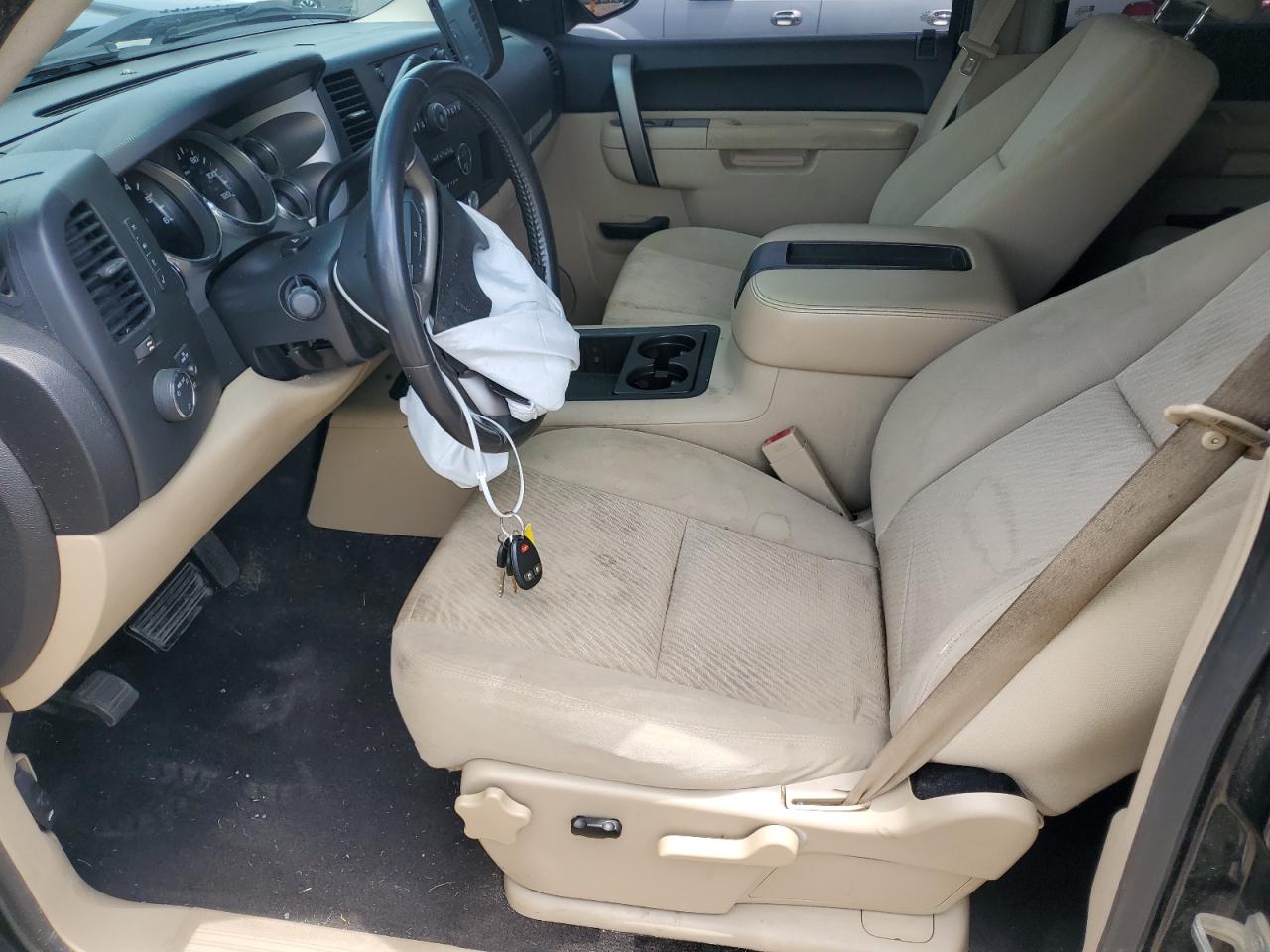 3GCPCSE03BG193186 2011 Chevrolet Silverado C1500 Lt