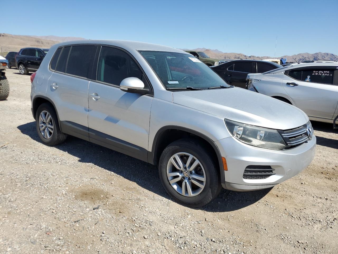 2012 Volkswagen Tiguan S vin: WVGAV7AX6CW522624