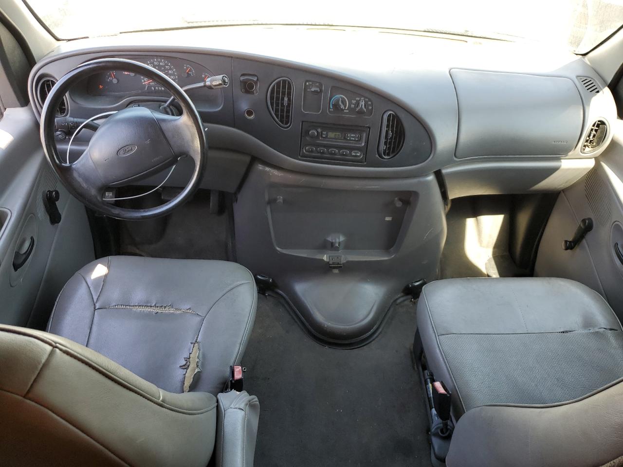 1FTRE1424XHB26920 1999 Ford Econoline E150 Van