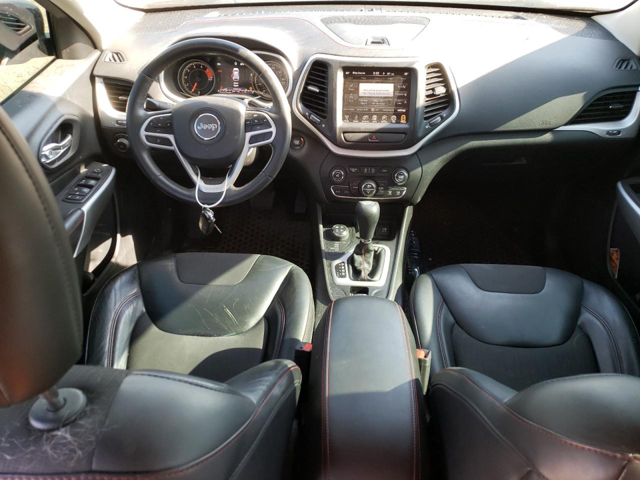 1C4PJMBS8HW637986 2017 Jeep Cherokee Trailhawk