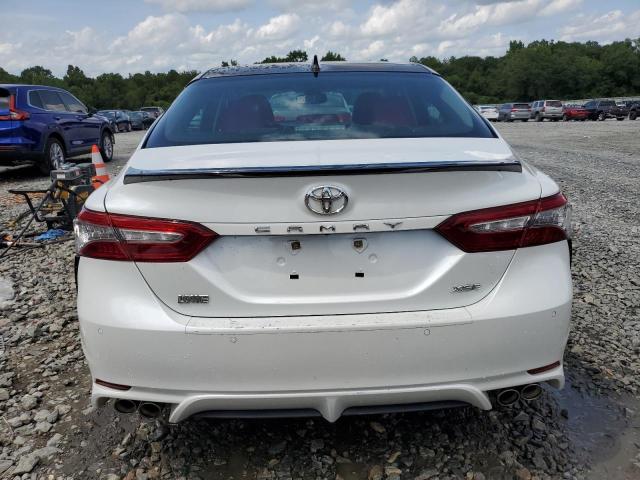 VIN 4T1B61HK7JU090286 2018 Toyota Camry, Xse no.6