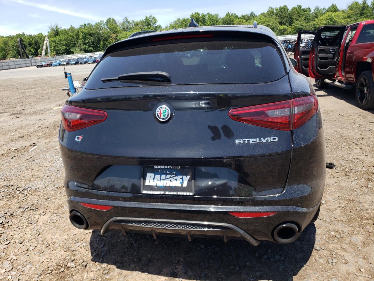 ZASPAKBN1N7D47701 2022 Alfa Romeo Stelvio Ti