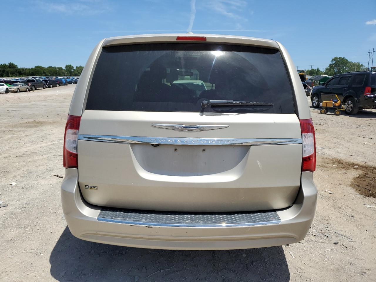 2C4RC1BG8ER393757 2014 Chrysler Town & Country Touring