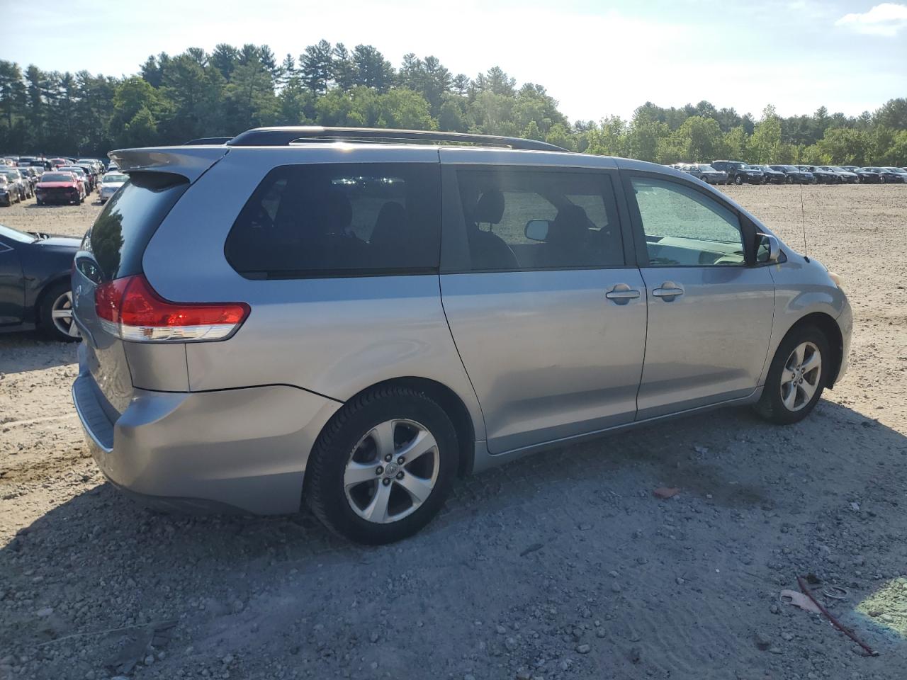 5TDKK3DCXBS009278 2011 Toyota Sienna Le