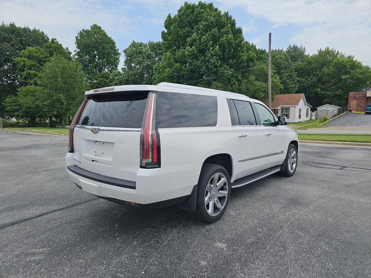 2016 Cadillac Escalade Esv Luxury vin: 1GYS4HKJ7GR199887