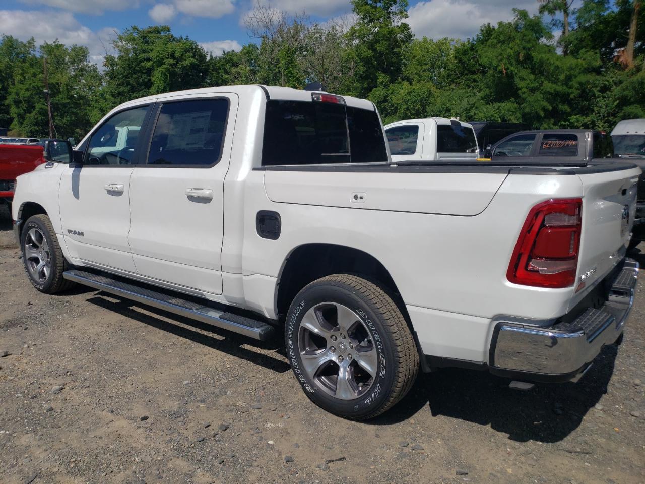 2024 Ram 1500 Laramie vin: 1C6SRFJT3RN213722