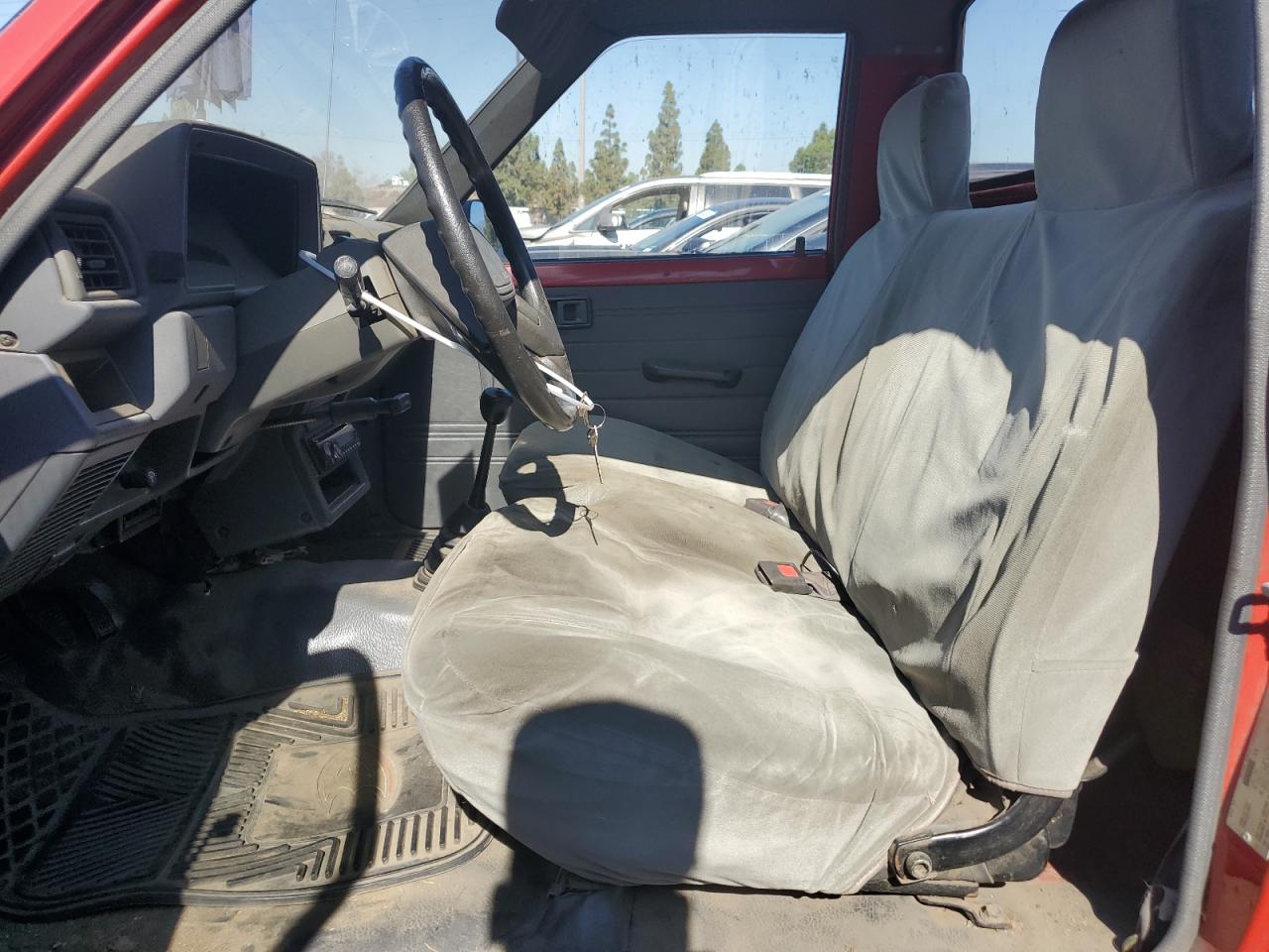 JT4RN50R1J5181795 1988 Toyota Pickup 1/2 Ton Rn50