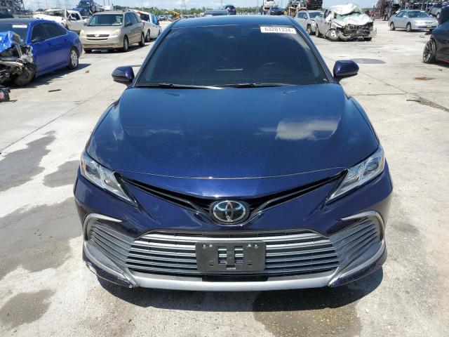 VIN 4T1C11AK2MU570463 2021 Toyota Camry, LE no.5