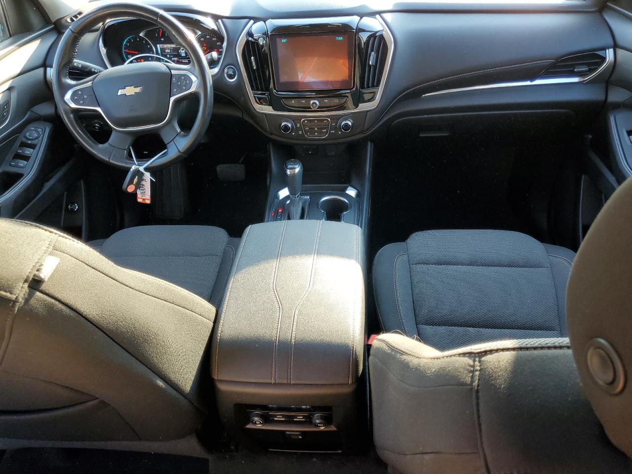 1GNERGKWXKJ124061 2019 Chevrolet Traverse Lt