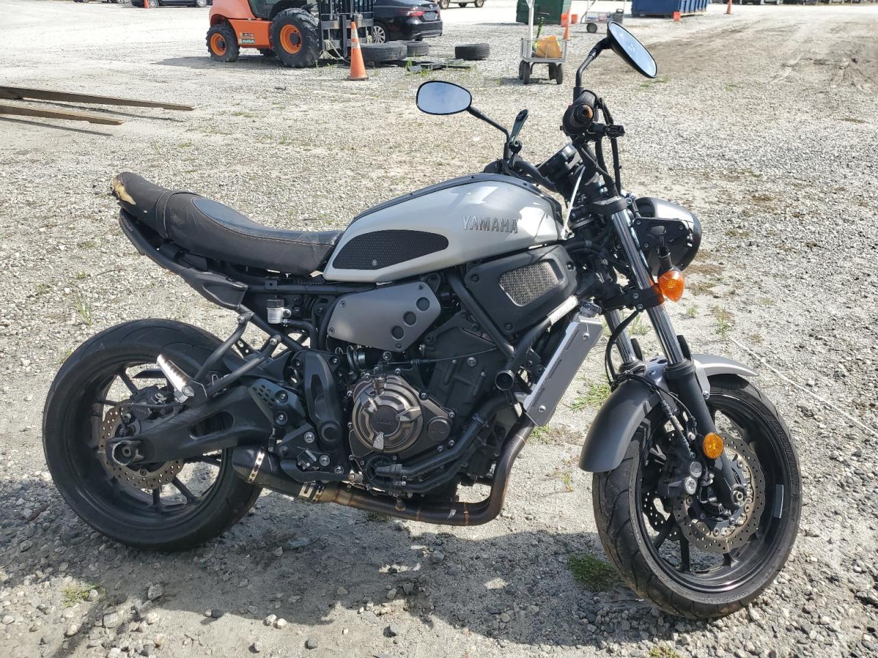 Yamaha MTM690 (XSR700) 2018 