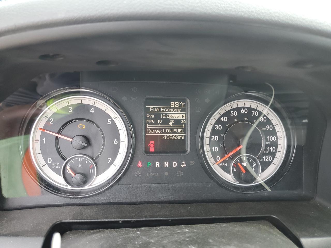 3C6JR6AGXKG504098 2019 Ram 1500 Classic Tradesman