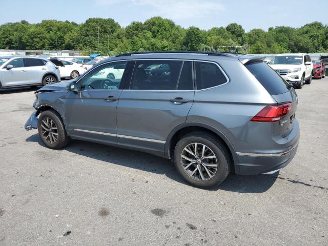 2018 VOLKSWAGEN TIGUAN SE - 3VV2B7AX7JM193691