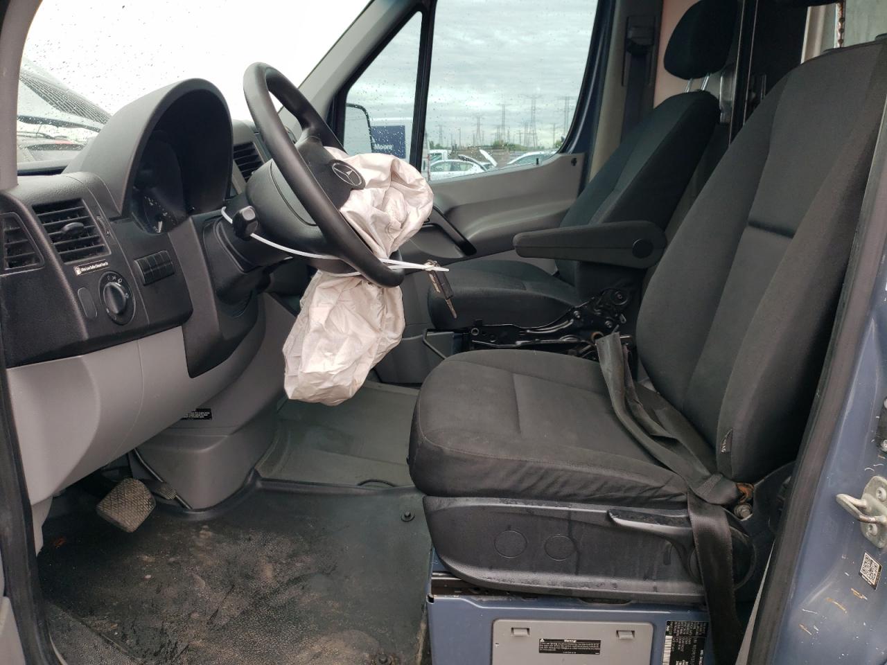 WD3PE7CD5JP629733 2018 Mercedes-Benz Sprinter 2500