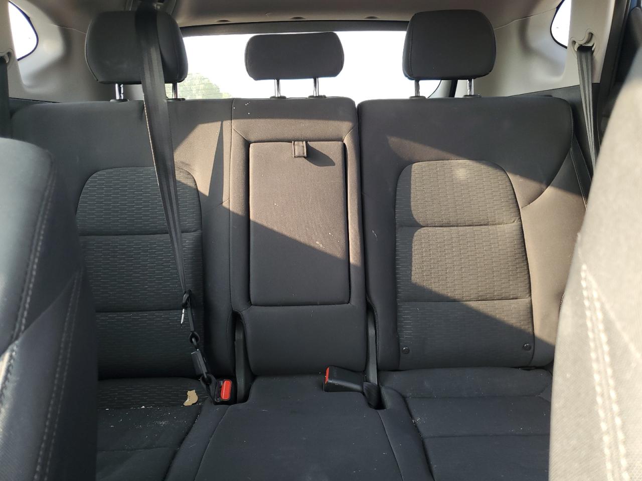 KM8J2CA45KU844320 2019 Hyundai Tucson Se