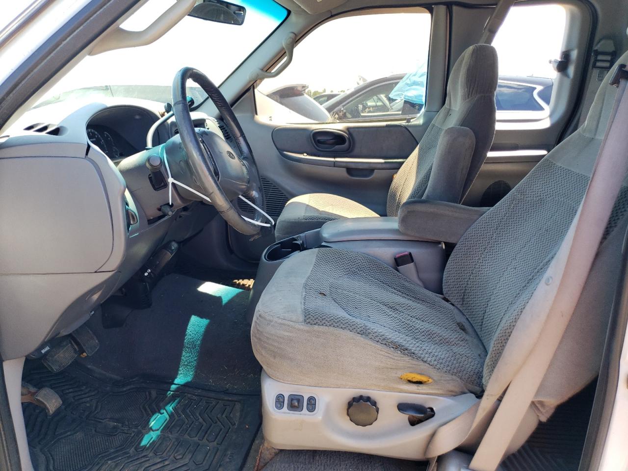 2FTRX18L41CA25064 2001 Ford F150