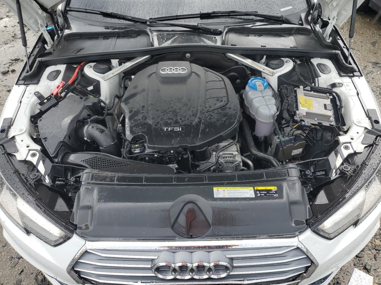 WAUGMAF4XKA037280 2019 Audi A4 Premium