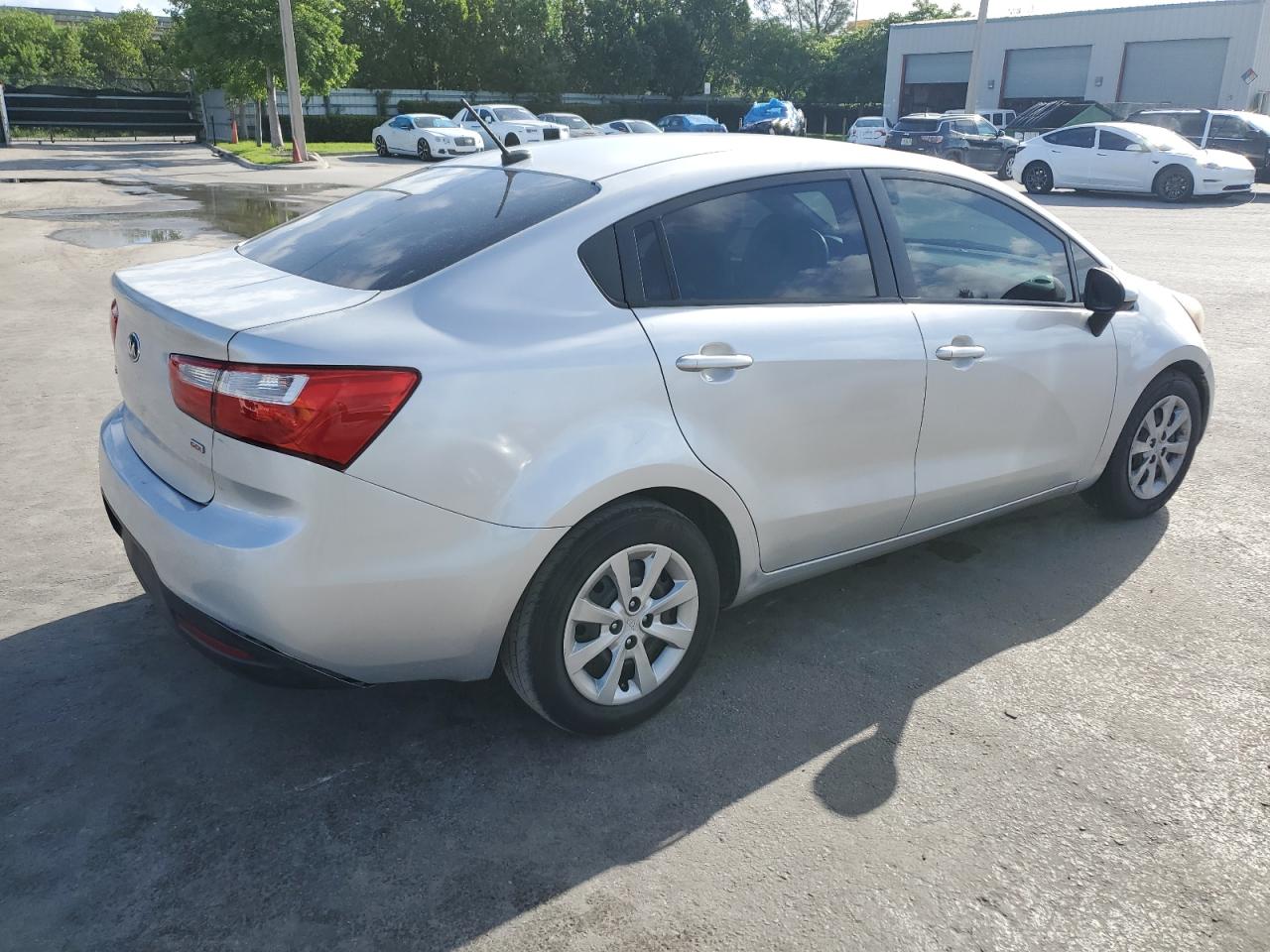 2014 Kia Rio Lx vin: KNADM4A37E6352239