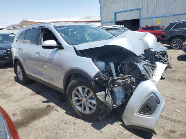 VIN 5XYPG4A3XJG430205 2018 KIA SORENTO no.4