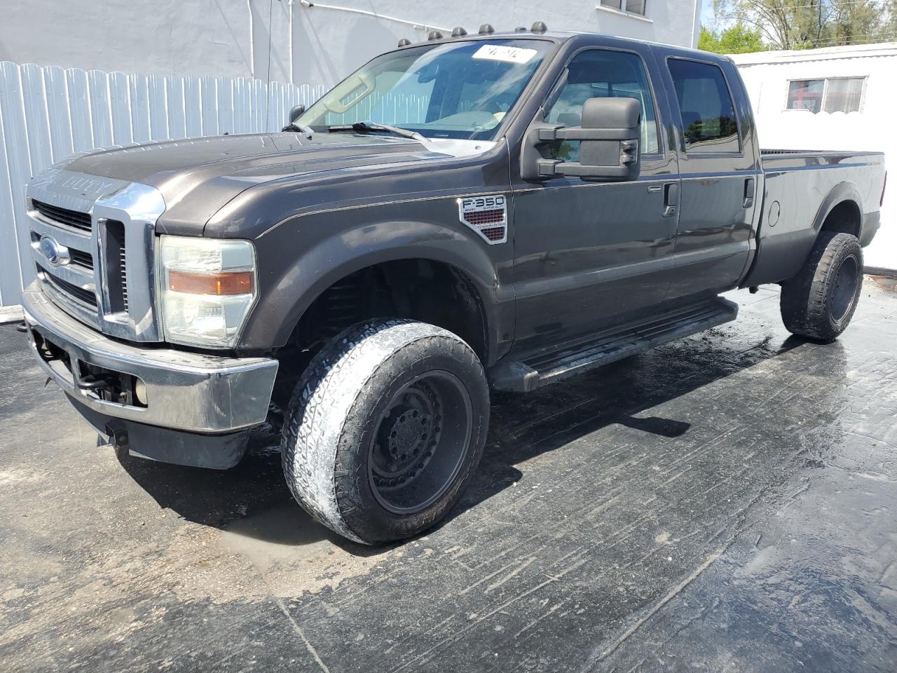 Lot #2940479475 2008 FORD F350 SRW S