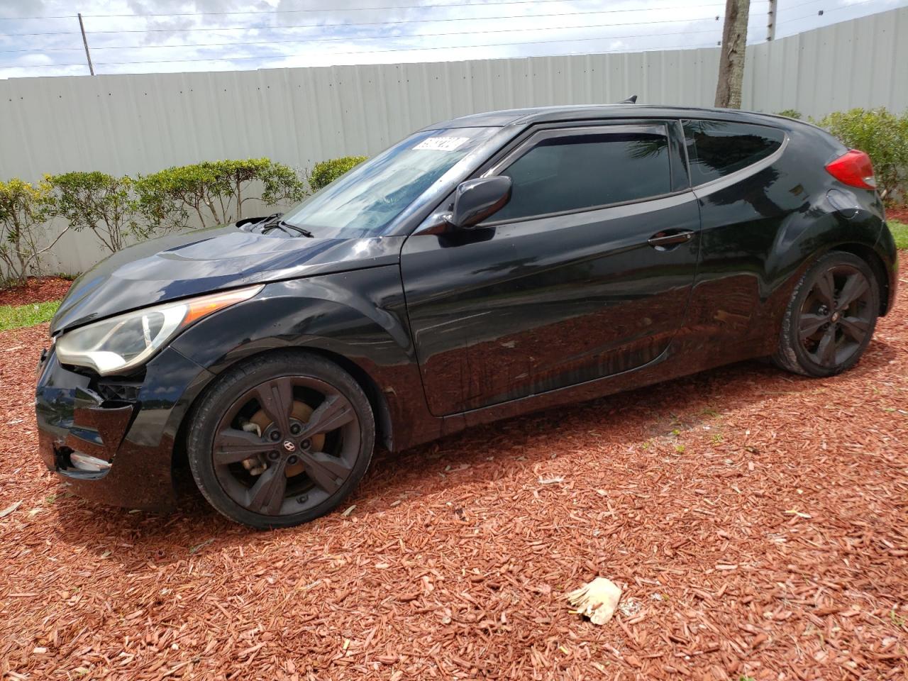 KMHTC6ADXGU263619 2016 Hyundai Veloster