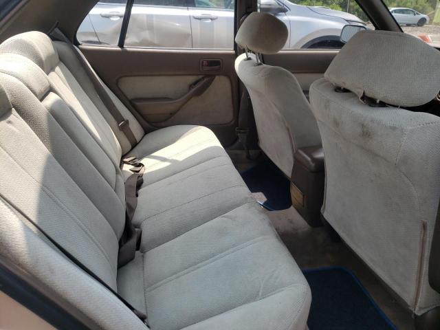 1994 Toyota Camry Le VIN: JT2GK12E9R0046827 Lot: 62148404