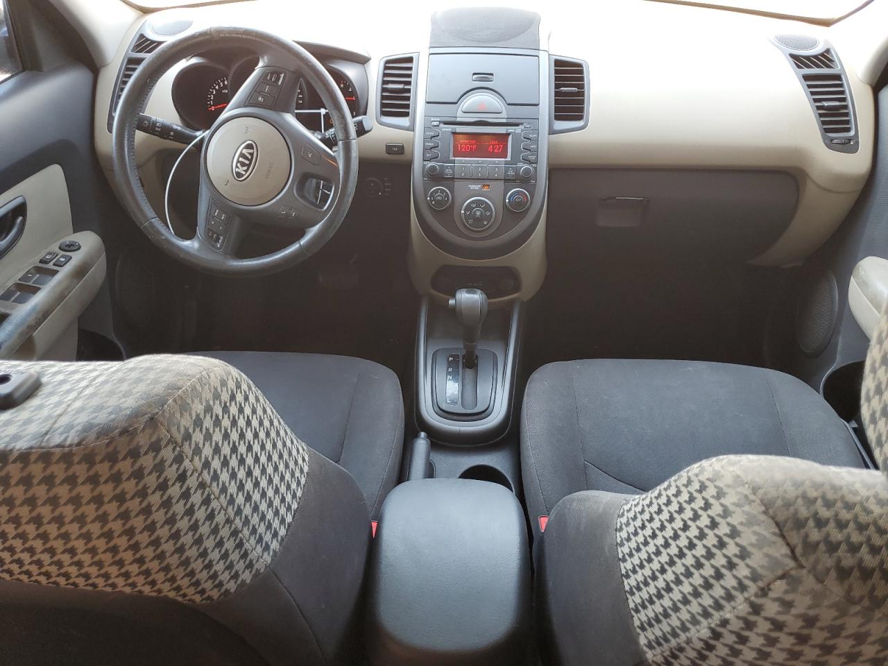 KNDJT2A20A7038621 2010 Kia Soul +