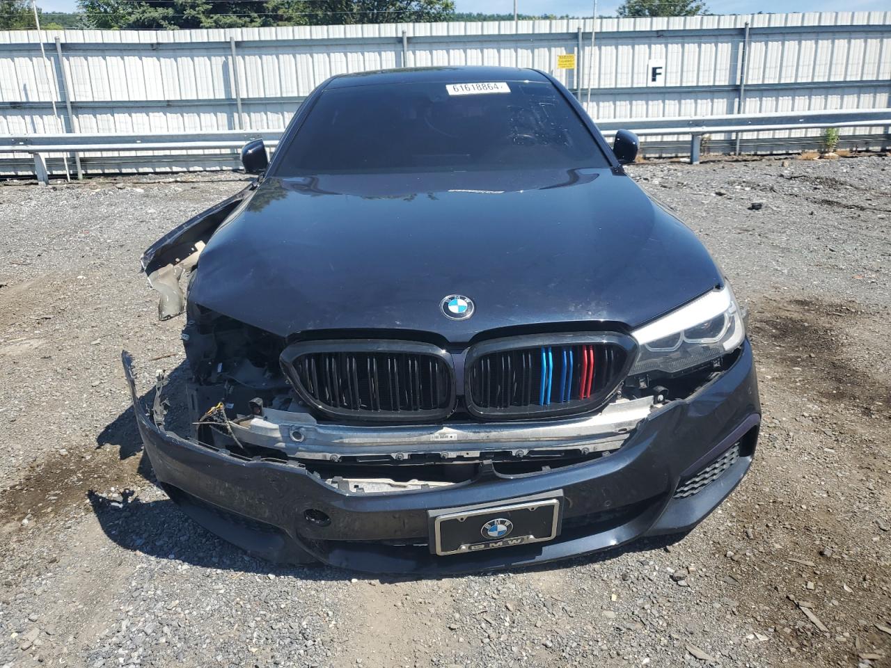 WBAJE7C53JWD49934 2018 BMW 540 Xi